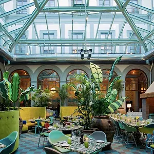 25hours Piazza San Paolino Hotel Florenz